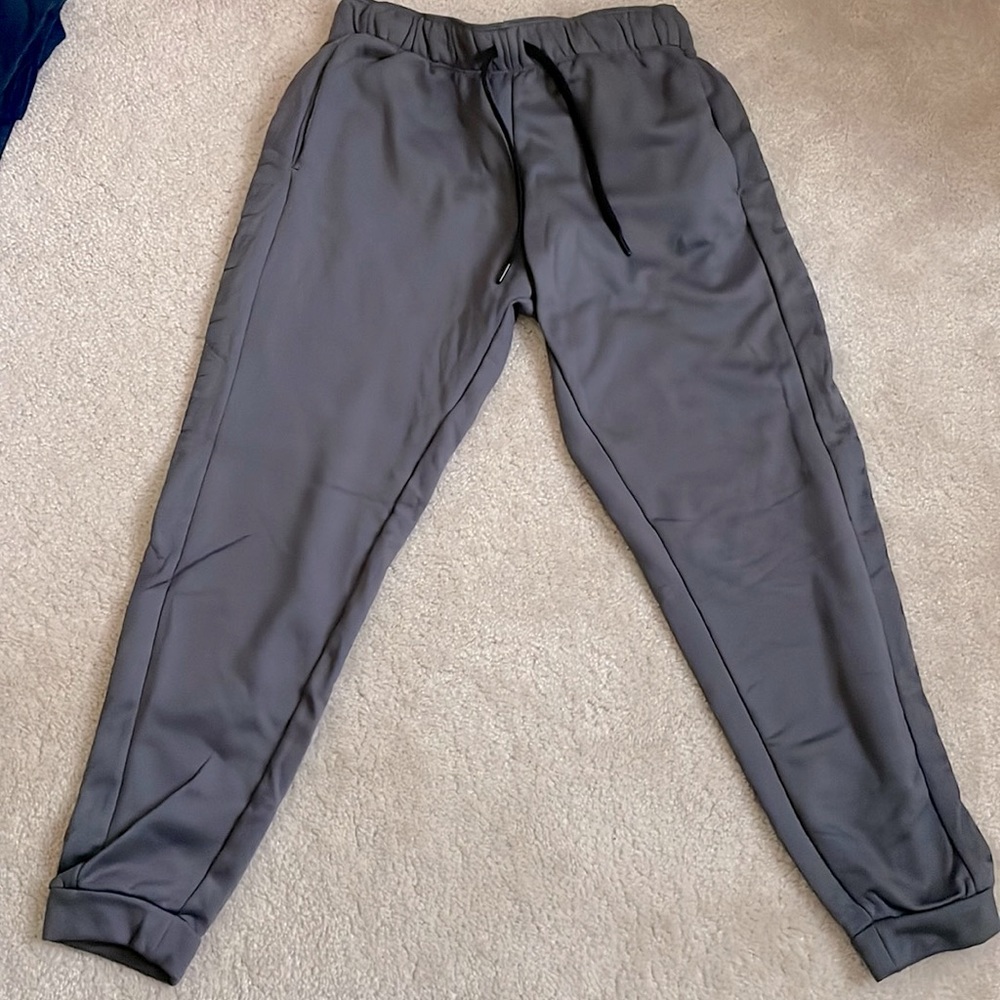 Nike Therma Joggers